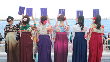 日本文化大不同 日本女生畢業典禮的重頭戲 不穿學士服而是穿「袴」！