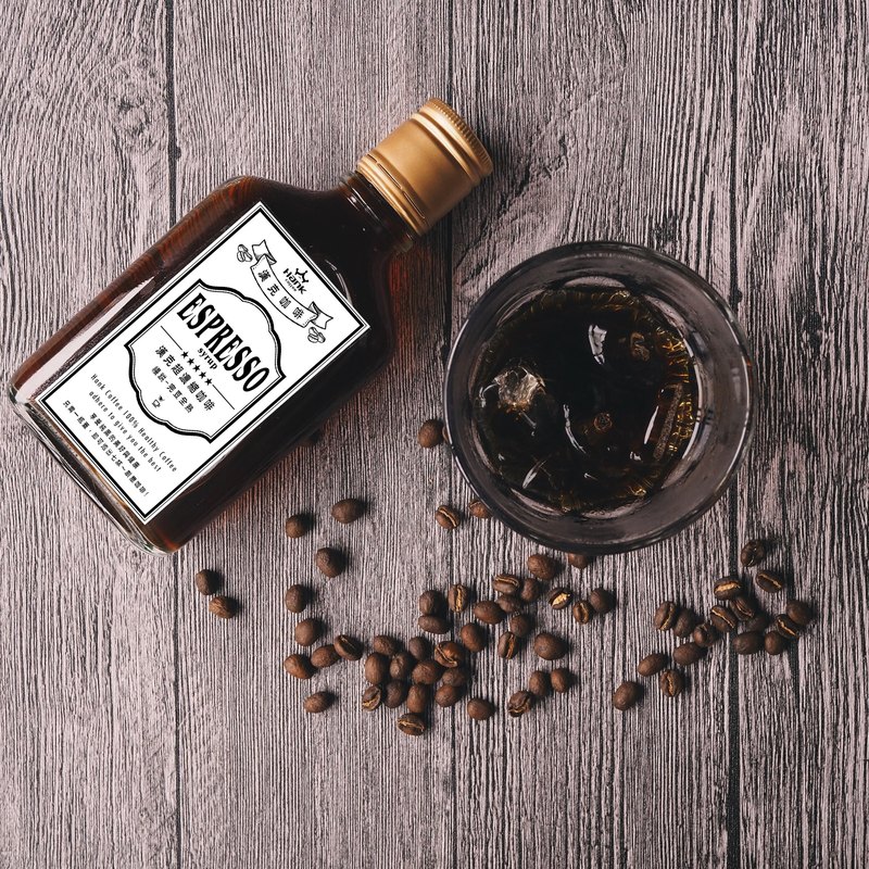 【專業萃取交給漢克，簡單享受交給您 ! 】 漢克研發超濃縮咖啡，只需一瓶蓋!分別做出七杯創意咖啡~ 簡單方便有創意，讓喝杯香濃咖啡變成生活上輕鬆的事 ! 漢克超濃縮咖啡 : 此商品 : 須5個工作天出