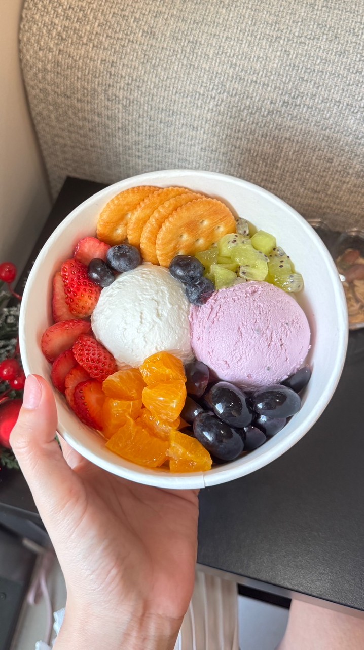 กรีกโยเกิร์ต & มัทฉะ 🍓🫐🍯