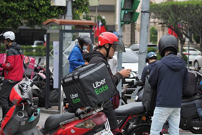 外送員事故層出不窮看歐洲、中國如何扣緊「勞雇」關係 上報 LINE TODAY