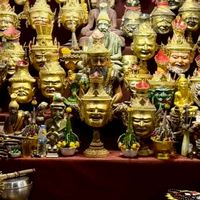 ตำหนักพ่อแก่นารอด อาจารย์กฤษ คลองนารายณ์ จันทบุรี