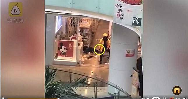 外送小哥「殺紅眼」舉刀怒刺店員　導火線竟是一個「差評」