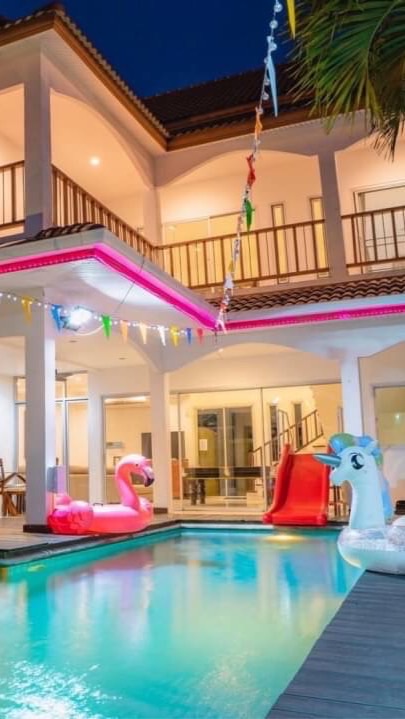 Pool Villa BY James.