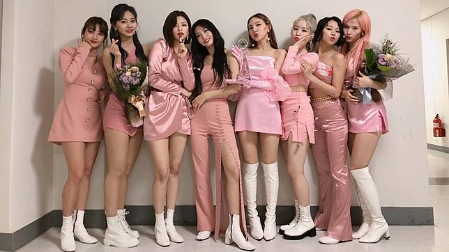 南韓超夯女團「TWICE」出道以來備受各界關注。(圖／翻攝自TWICE官方IG)