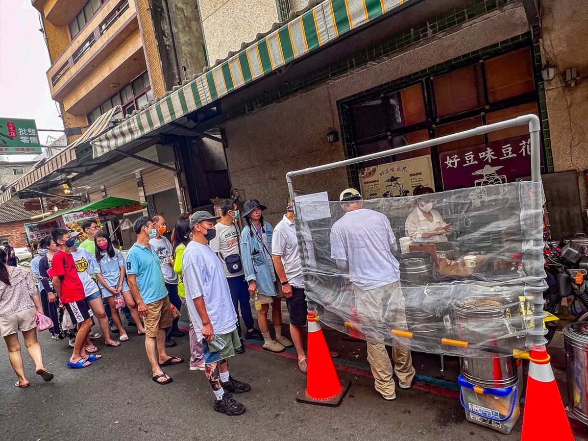 新竹人瘋排隊！在地激推６美食：巨無霸芋泥球、豆花免費吃、白冰冰最愛水餃