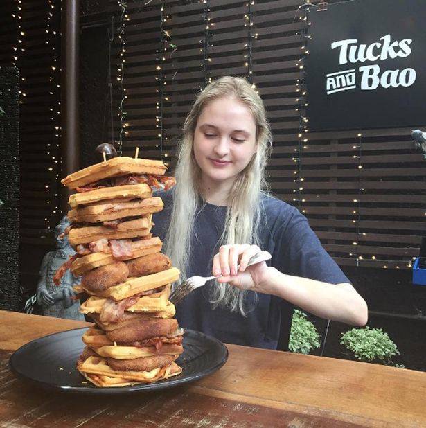 Edan! Bobot Mantan Ratu Kecantikan Ini Cuma 48 Kg Tapi Porsi Makannya Gila