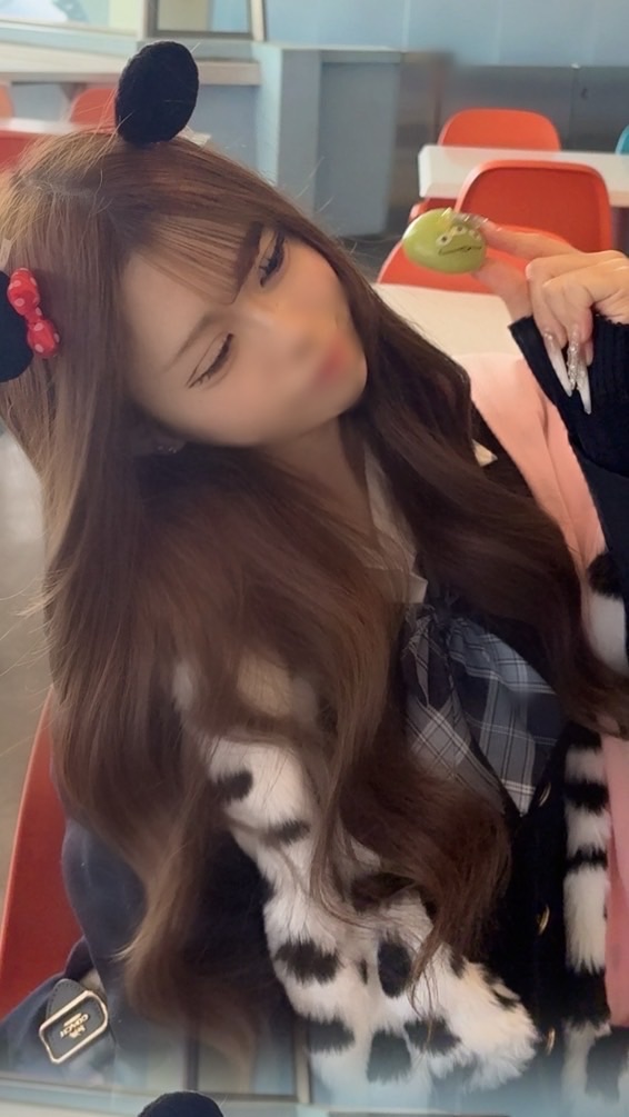 胡々寧
