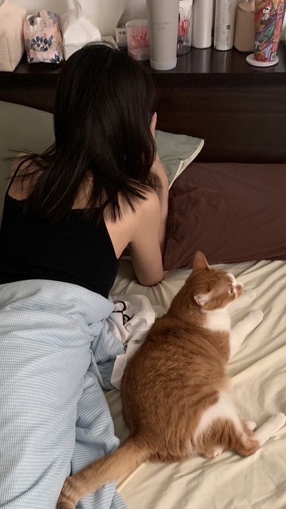 小康與他的小貓咪
