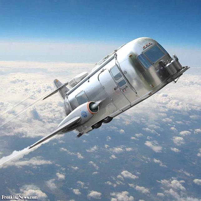 Kompilasi Pesawat Terbang Dengan Bentuk Anti Mainstream, Intip Yuk!