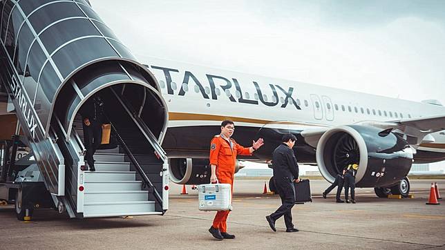 星宇航空首航將由張國煒親自駕駛。(圖／翻攝自星宇航空 STARLUX Airlines Facebook)