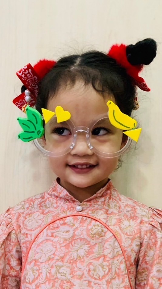 น้องพิมขายส่งของเล่น