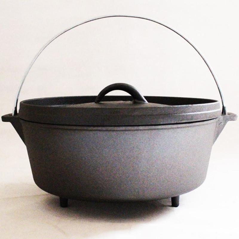 多出來的鍋蓋上緣，可以安心的放置木炭，讓鍋子加溫更均勻。鍋蓋翻過來可以當成煎盤，隨時都可以享受美食。底部有三腳設計，不同尺寸可以互相堆疊（建議較小尺寸放上面） 商品規格 產地：台灣材質：鋼尺寸：12吋