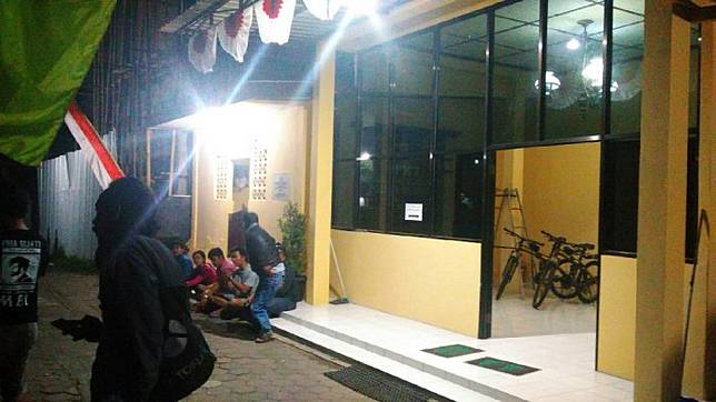 Suasana Polsek Ngaglik, Senin (31/7/2017) malam. TRIBUN JOGJA/ARFIANSYAH PANJI (Tribun Jogja/Arfiansyah Panji P)