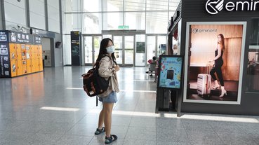 瑞典斯德哥爾摩背包GASTON LUGA – Biten 經典黑/咖啡棕 帶著相機去旅行