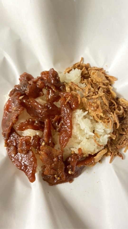 ข้าวเหนียวหมูฝอยหลังมจพ.
