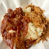 ข้าวเหนียวหมูฝอยหลังมจพ.