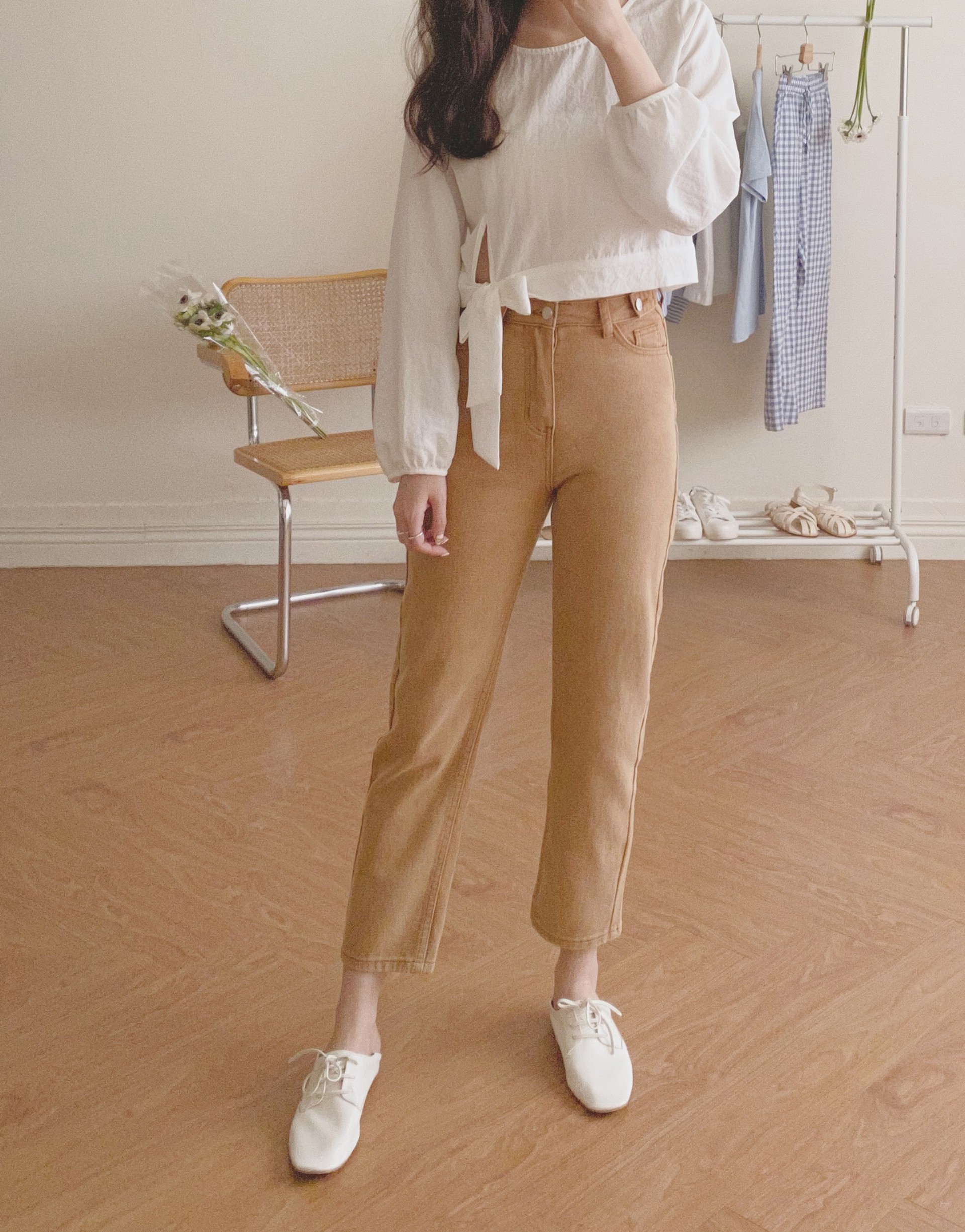 厚挺牛仔布料焦糖刷色/腰圍裝飾釦造型/PS顯瘦版型