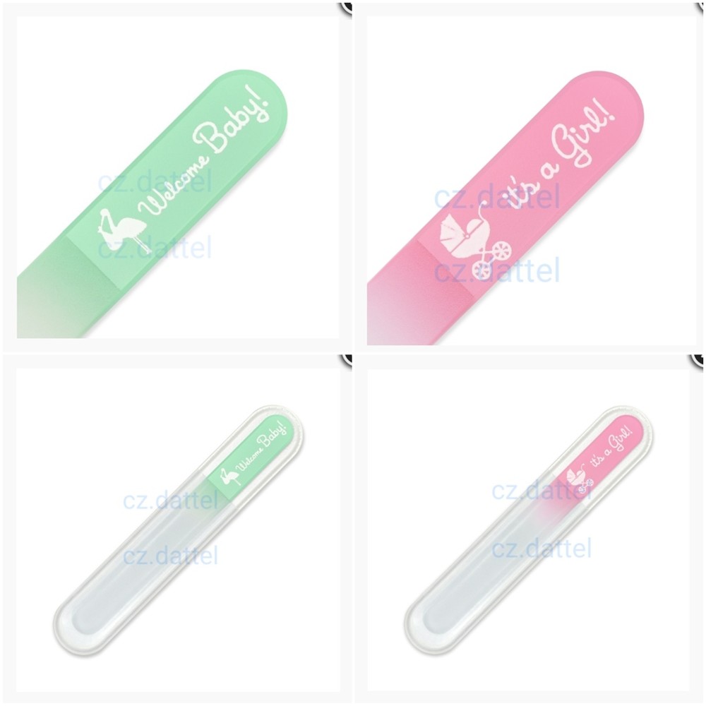 寶寶常常不小心抓傷自己的小臉嗎？ 此款指甲刀專為寶寶柔軟的指甲設計，挫刀部分較大人用的指甲刀更細膩，上下均為圓角設計，您可放心為寶寶修圓指甲，讓寶寶不再抓傷小臉唷！ ■捷克製造■百貨專櫃正品。 ■不傷