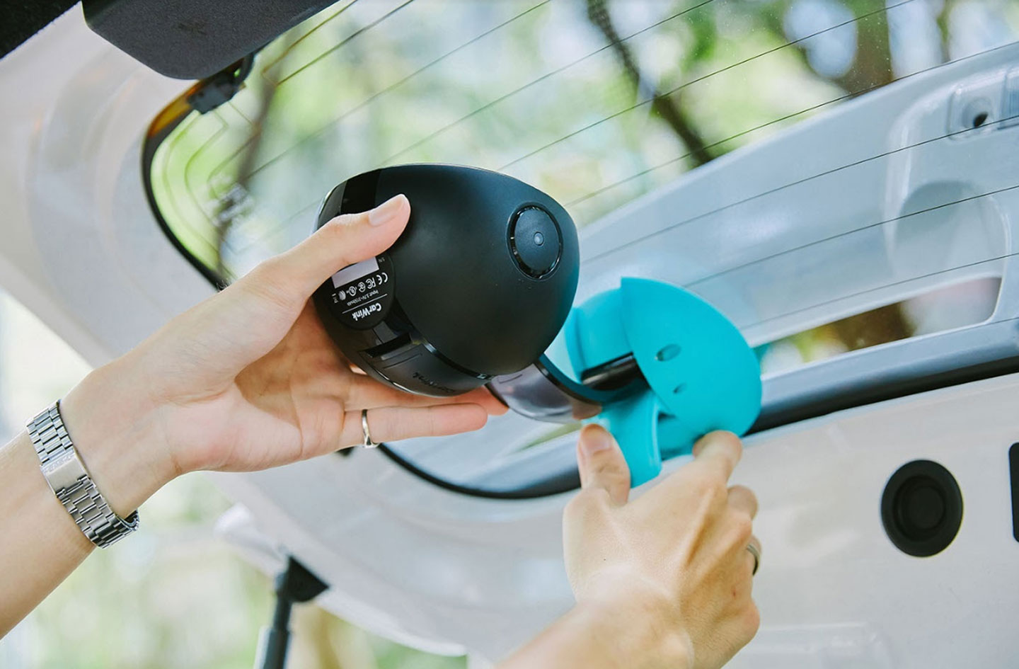 CarWink 駕駛小夥球開箱動手玩：多樣化表情符號搭配聲控操作，輕鬆搭起與後車溝通的橋樑！