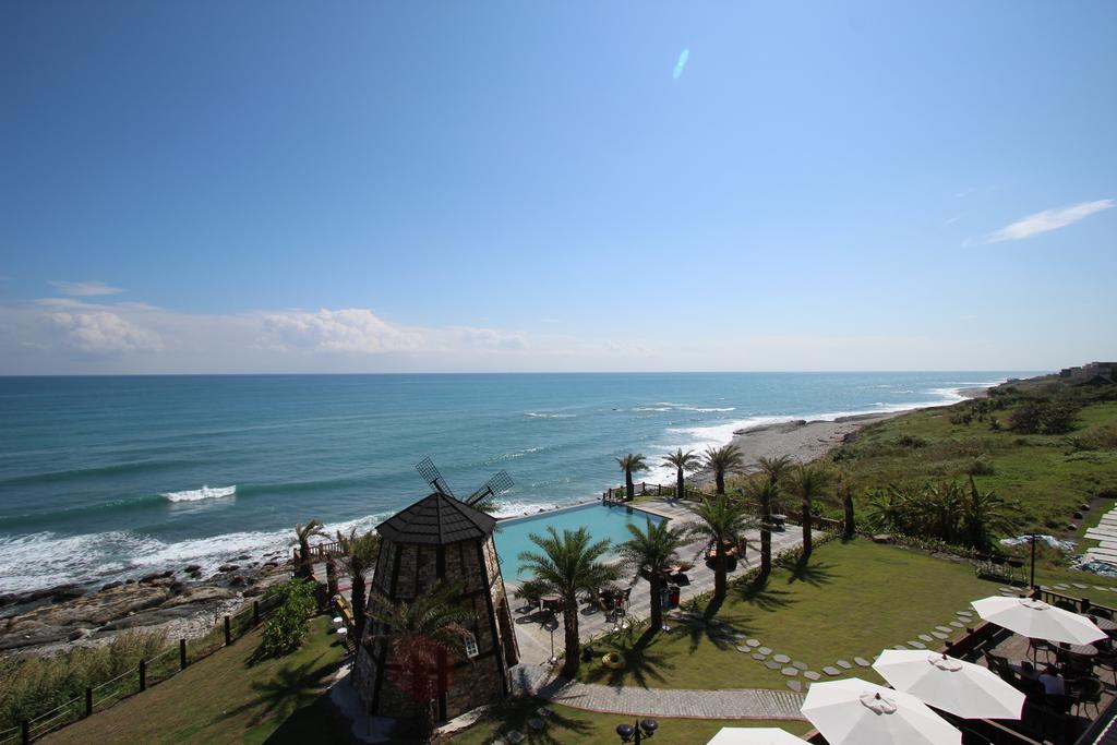 海天一線的美景太驚人了！特搜7間台灣無邊際泳池飯店，不用出國就能拍個夠-11