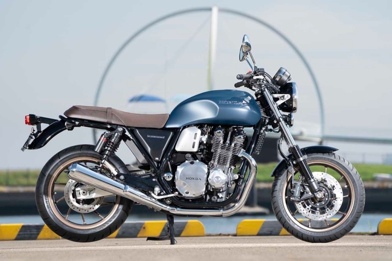 最後の空冷4発をとくと見よ ホンダcb1100ファイナルエディション ディテール徹底解説 Webヤングマシン