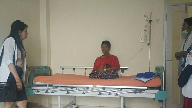 Total sudah 20 butir telur yang dikeluarkan dari dalam tubuh Akmal, remaja asal Gowa, dihitung dari kejadian pertama pada 2015. (Liputan6.com/Fauzan)