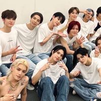 NCT高雄西珍妮一起來拆專輯、周邊、揪團