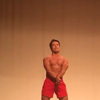 江湖在走，肌肉要有