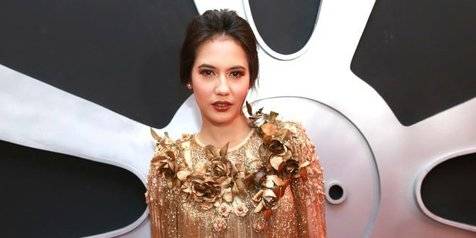 Gandengan Mesra di Resto, Inikah Pacar Baru Pevita Pearce?