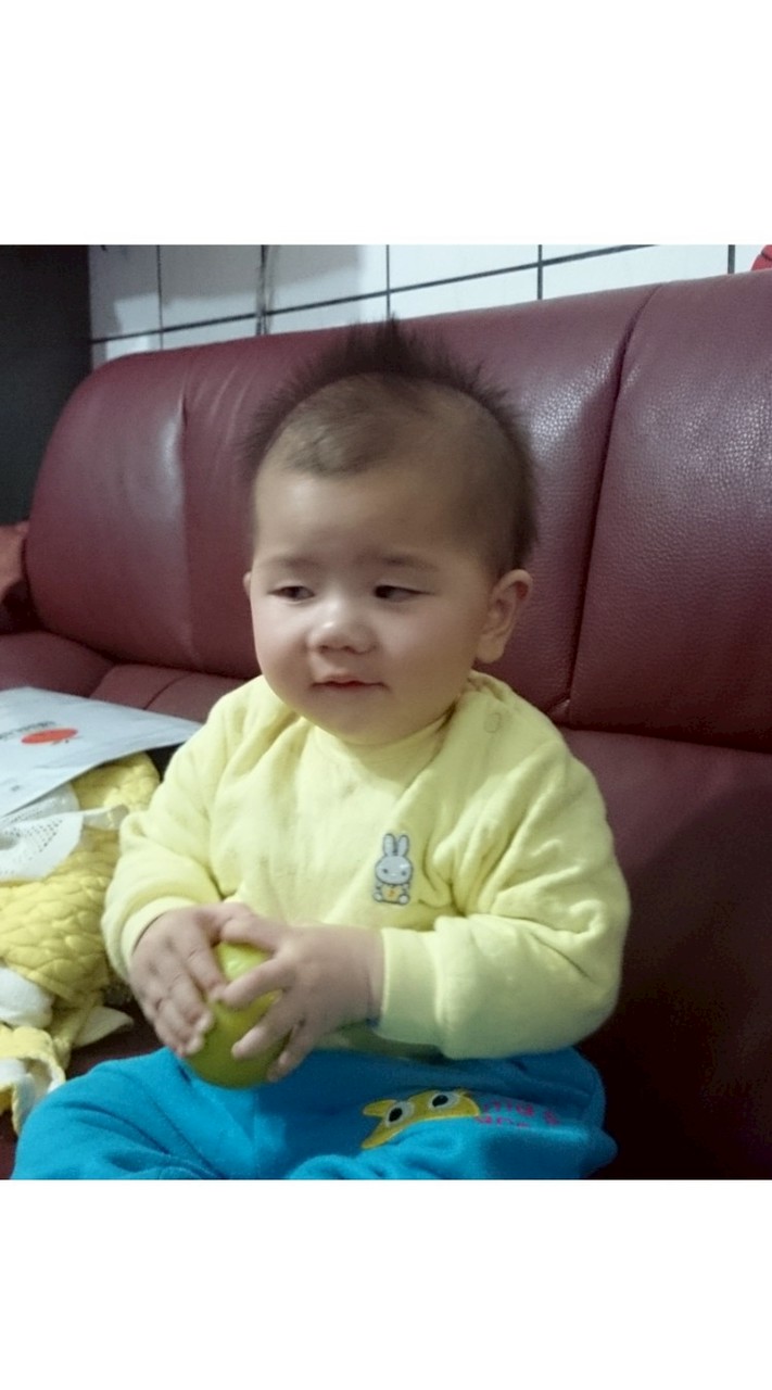 伊娃娃……