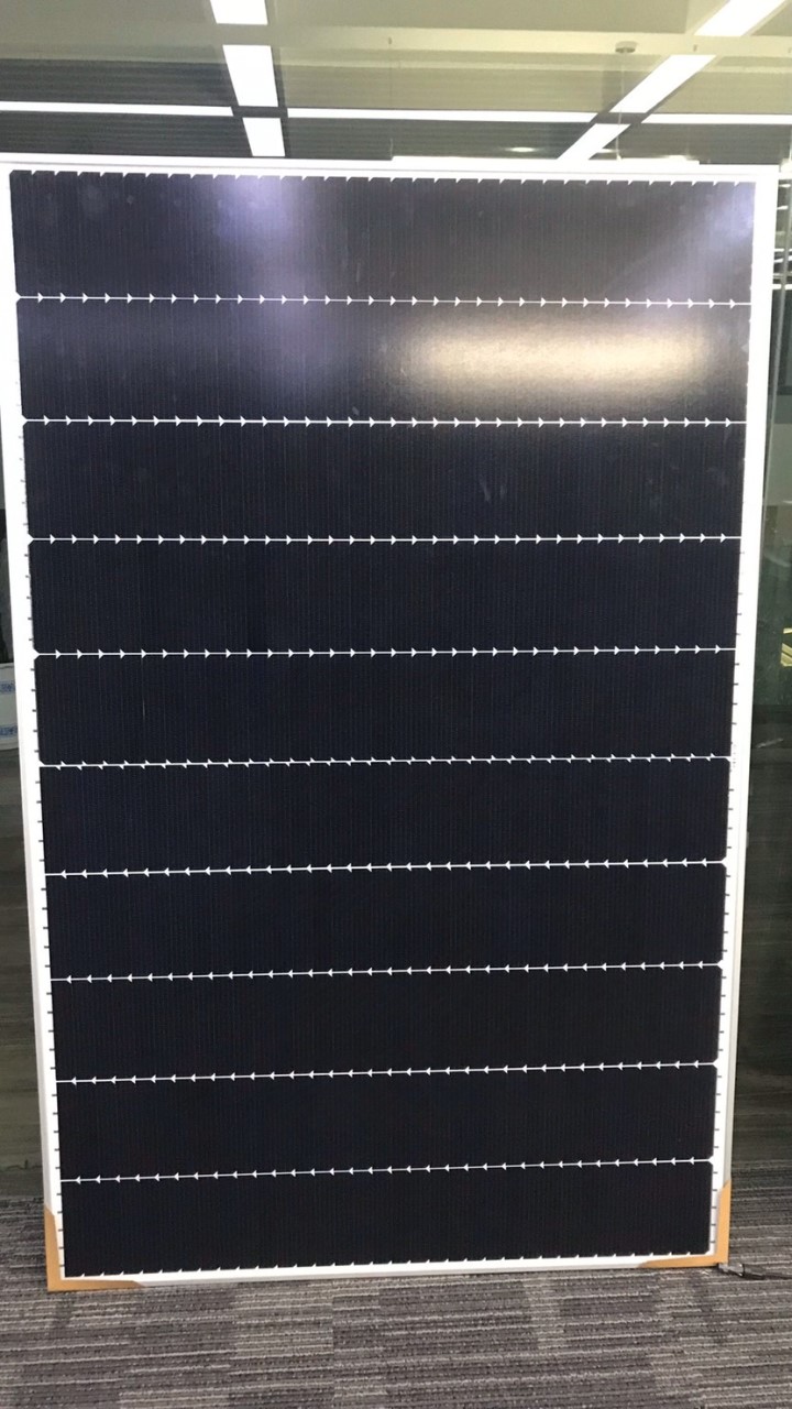 Solar Panel แผงโซลาร์เซลล์ Seraphim Tier 1