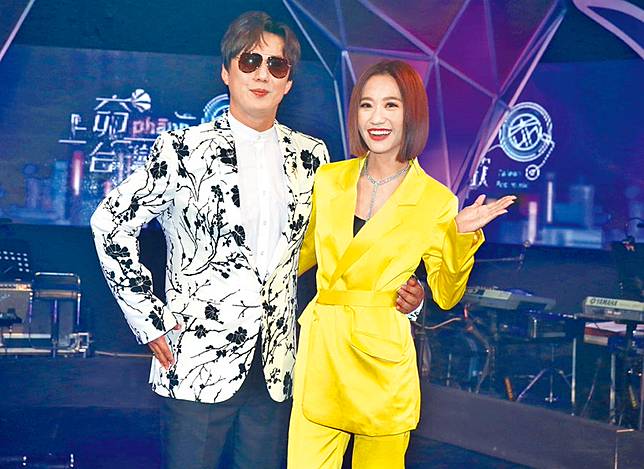 Lulu搭蕭煌奇主持唱到失控