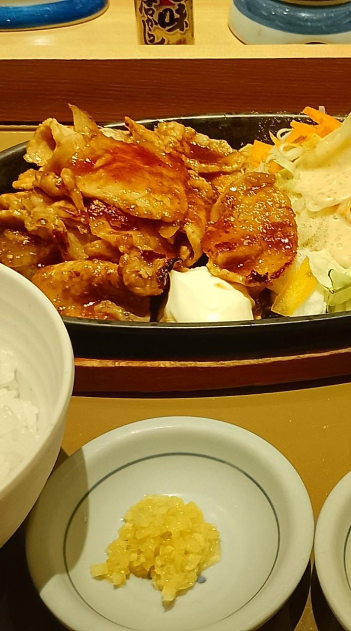 やよい軒、飯テロ