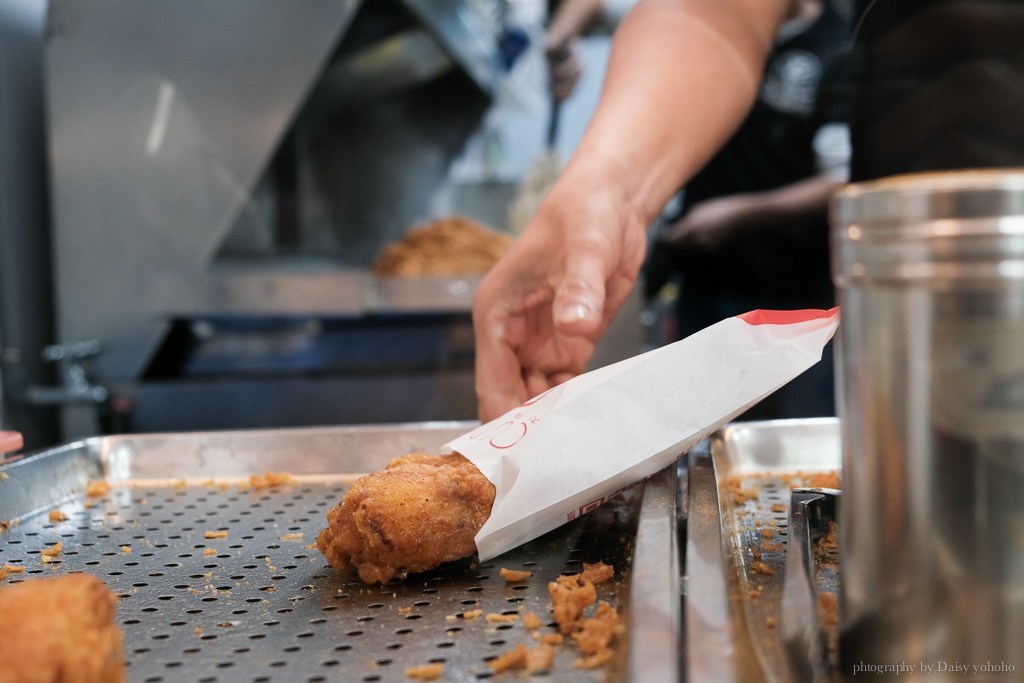 瑞豐夜市, 高雄夜市, 天使雞排, 瑞豐夜市必吃, 高雄巨蛋站美食, 瑞豐夜市排隊