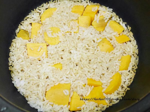 【HERAN】禾聯微電腦壓力鍋 #不沾球形內鍋 #9道自動菜單 #3種米飯口感 #壓力鍋燉肉 #煮飯燉湯 #安全防爆 #一鍵洩壓 (22).JPG