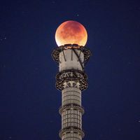 找個地方找人聊占星
