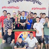 ซุ้ม ส.ธีรฉัตร