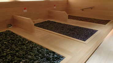 倪倪愛SPA－（岩盤浴推薦）日台貴婦名媛們每週療癒身心靈舒壓首選，竹南湯の花岩盤浴神采飛揚SPA館分享