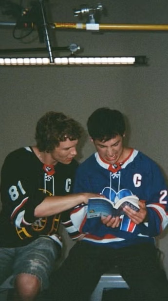 HR小說讀書會📚 🏒 Heated Rivalry