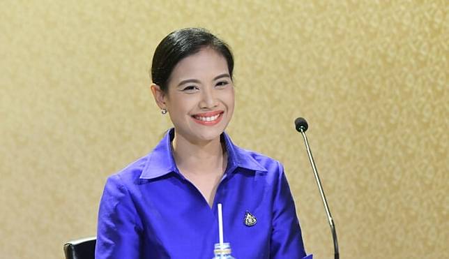 รัดเกล้า อินทวงศ์ สุวรรณคีรี