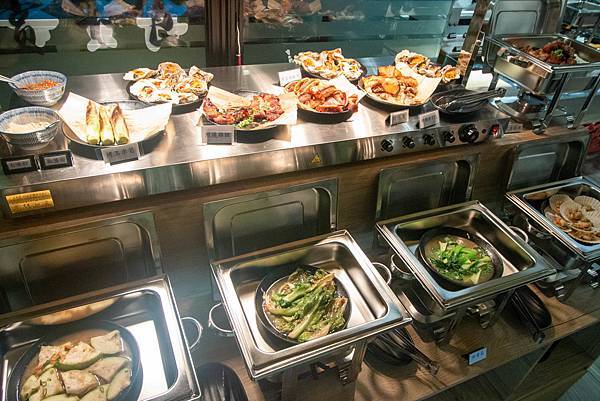 【台北美食】嗨蝦蝦吃到飽火鍋店-超過１００種不同食材、不同餐點無限量吃到飽的日式火鍋店