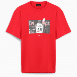 Crewneck t-shirt by Throwback in cotton featuring graphic print on the front and rib-knit trims. Fal