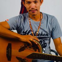 ฟังเพลงกีต้าร์สด