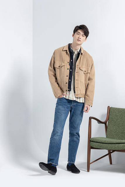 秋冬必學！型男「牛仔外套」層次穿搭5招，無畏寒冷氣候展現帥氣男人味！ 