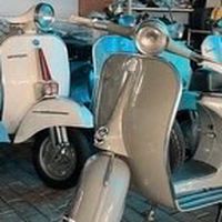 Vespa 2T Society