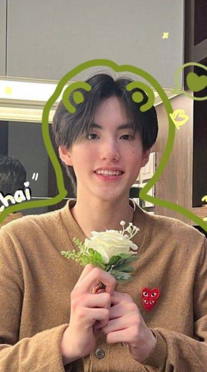 กลุ่มนี้ แจก รูป วงบัส ให้ทุกคนนะค่ะ