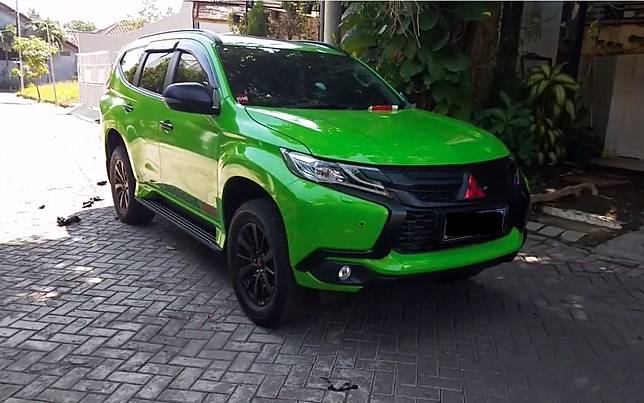 Mitsubishi Pajero Hulk Sport Tampil Beda Full Body Wrapping