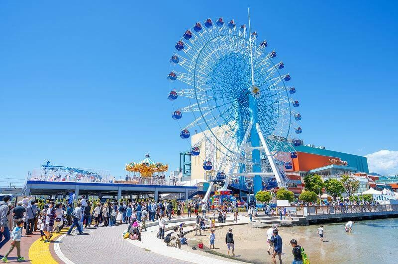 静岡市に 海隣接の遊園地 Open 小さな子供向けの乗り物多数