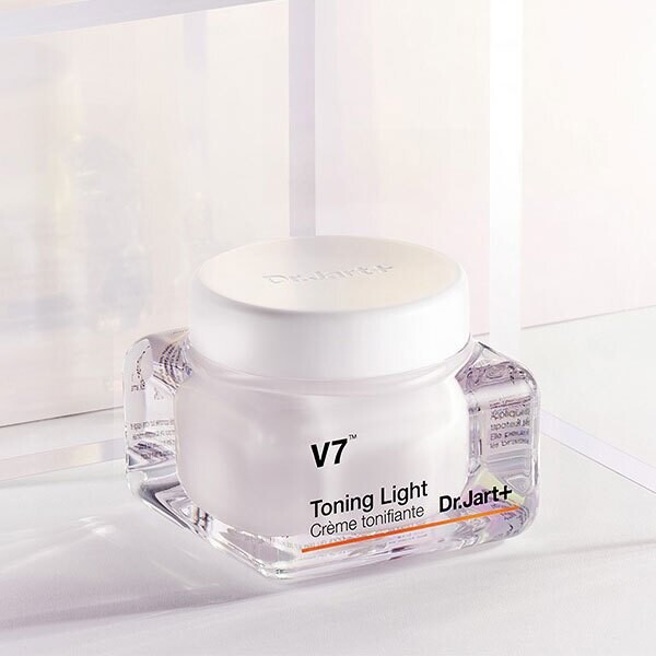 韓國雙后素顏霜 金泰希粉紅 : V7神奇皇后