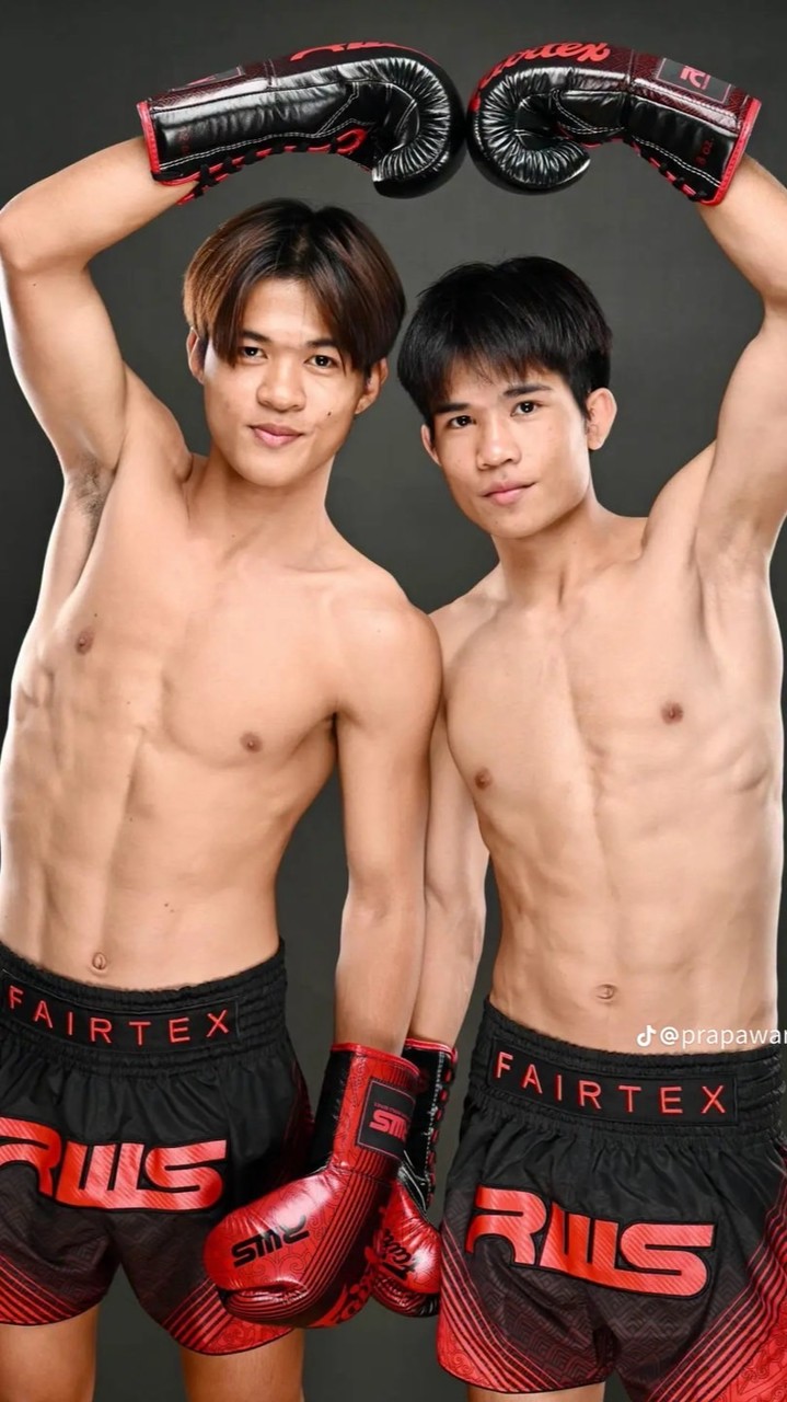 เอเชียร์เตชินชกวันที่หนึ่ง